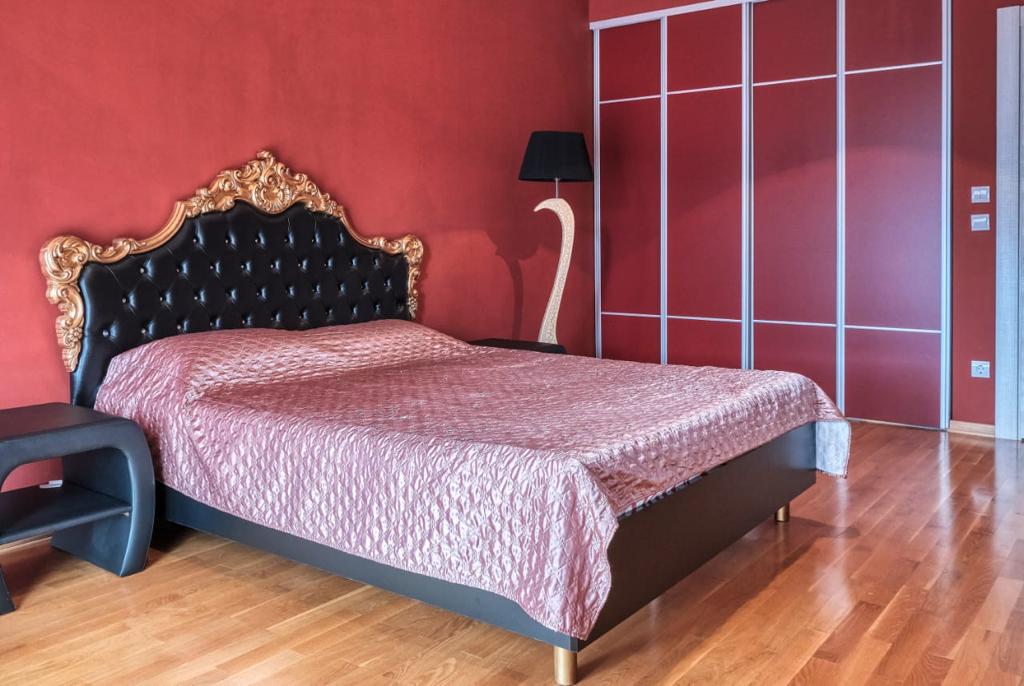 Image of Apartment - 2 Bedrooms - 2 Bathrooms for Sale in Herceg-Novi-Kumbor-Montenegro, Image 8